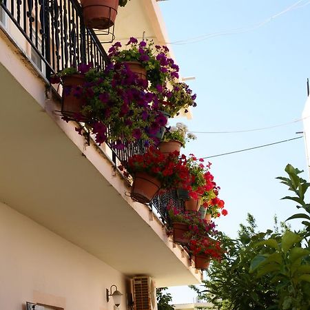 Andrianna Apartments Ammoudia Exterior foto