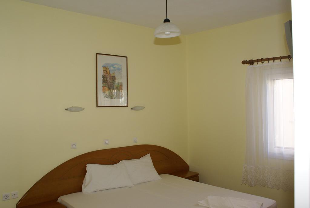 Andrianna Apartments Ammoudia Cameră foto
