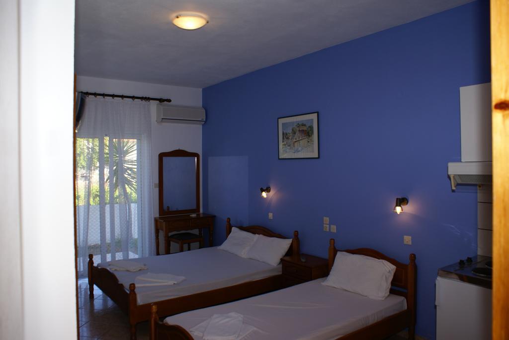 Andrianna Apartments Ammoudia Cameră foto
